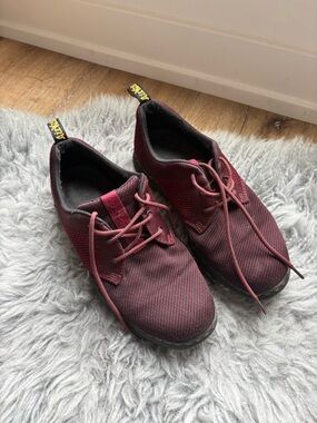 Dr. Martens AirWair Unisex Sneaker Canvas US 9 Women’s | US 8 Men’s